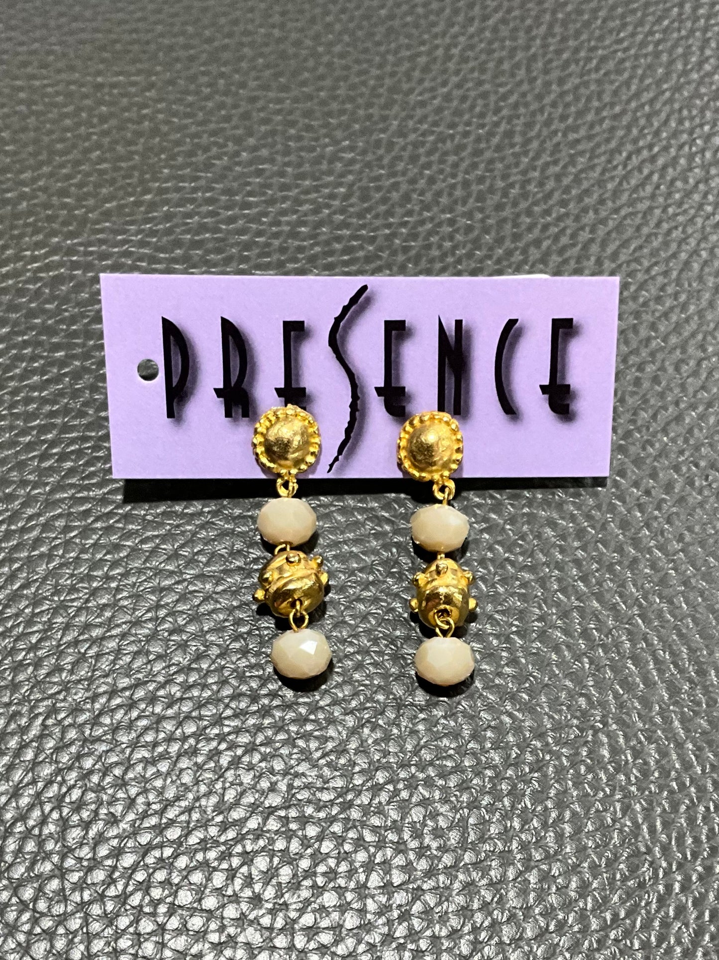 GOLDEN EVENING EARRING