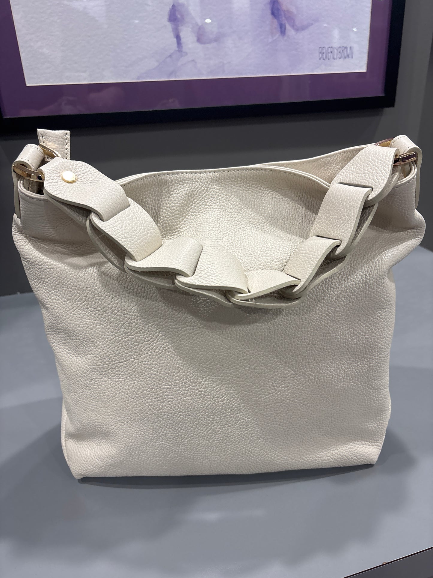 ITALIAN BEIGE LEATHER HANDBAG