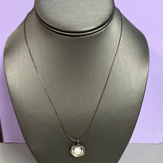 STERLING SILVER FLORAL PEARL NECKLACE