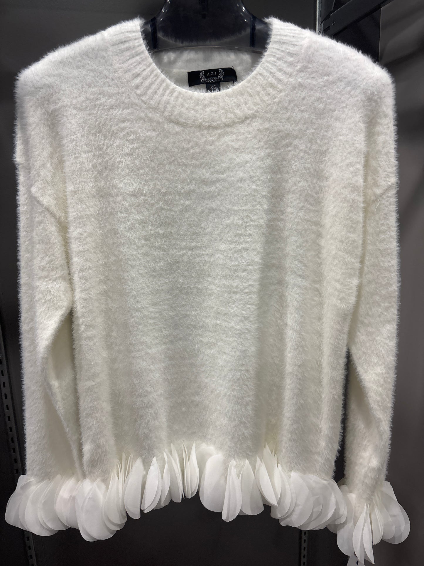 PETAL SWEATER