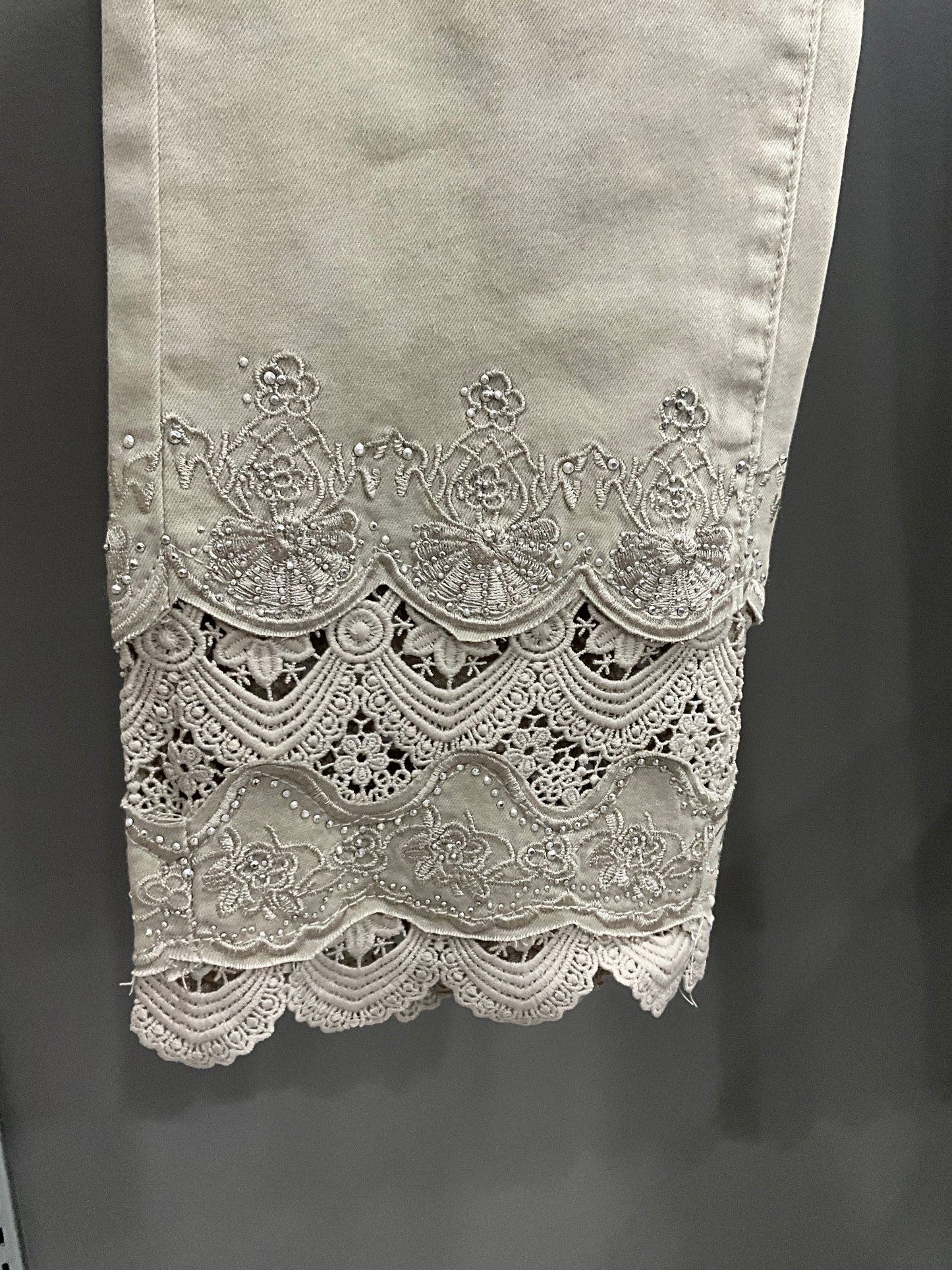 LACE DETAIL KHAKI PANT