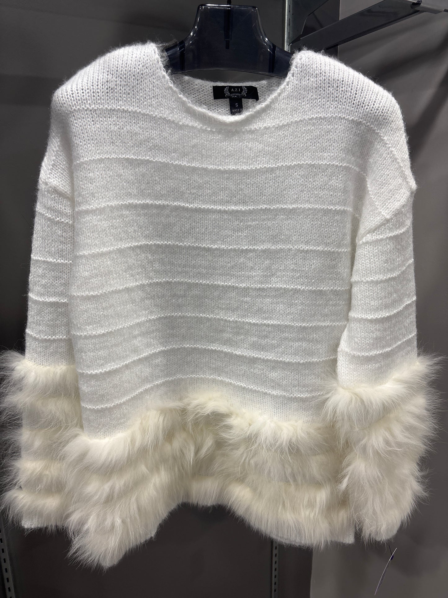 FUR TRIM SWEATER
