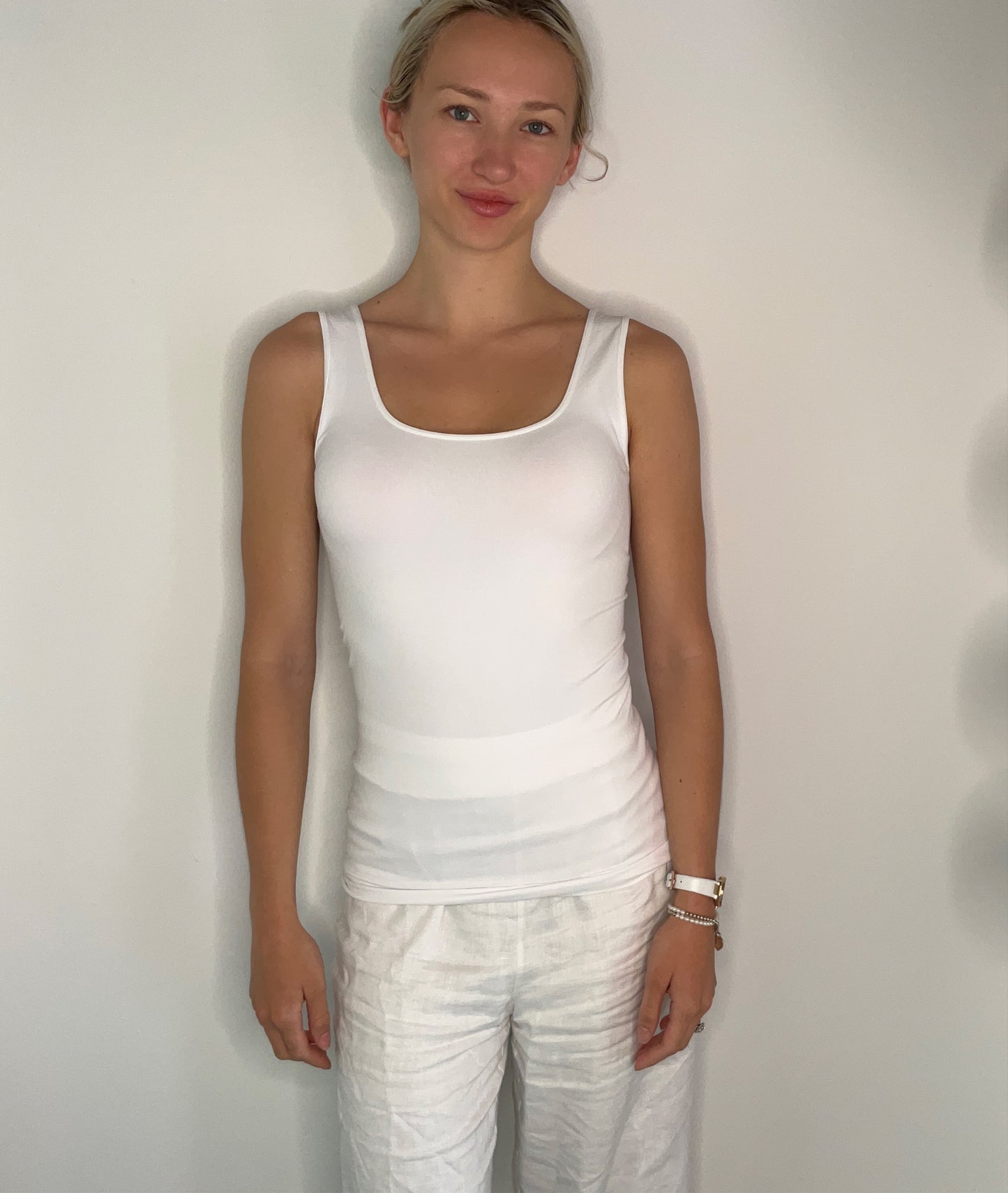 SPANDEX SCOOP NECK TANK