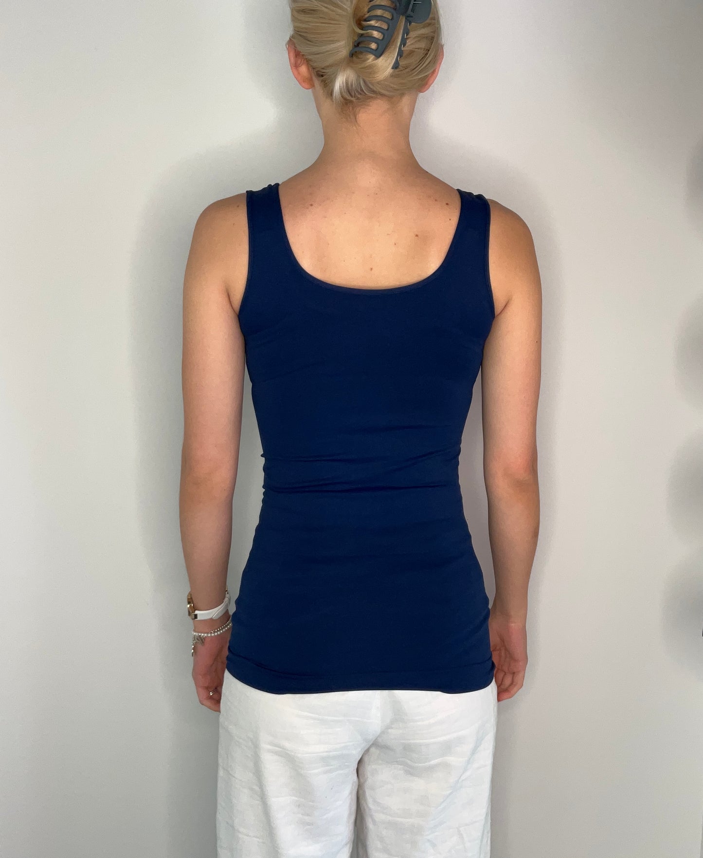 SPANDEX SCOOP NECK TANK