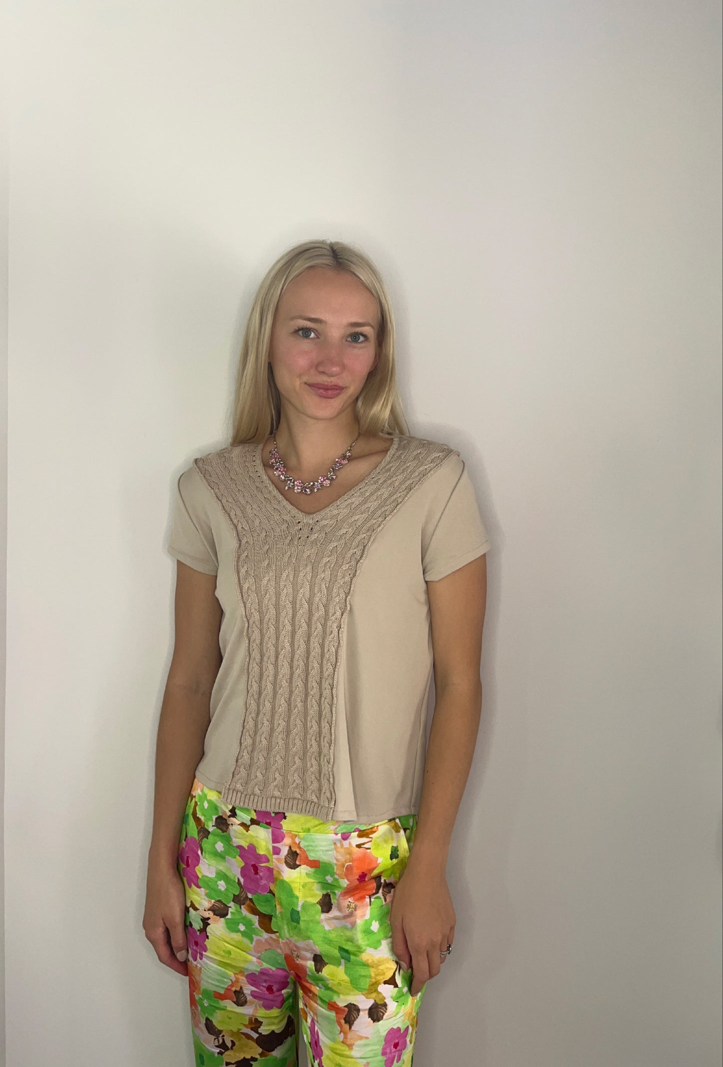BRAIDED TAUPE SHORT SLEEVE TOP