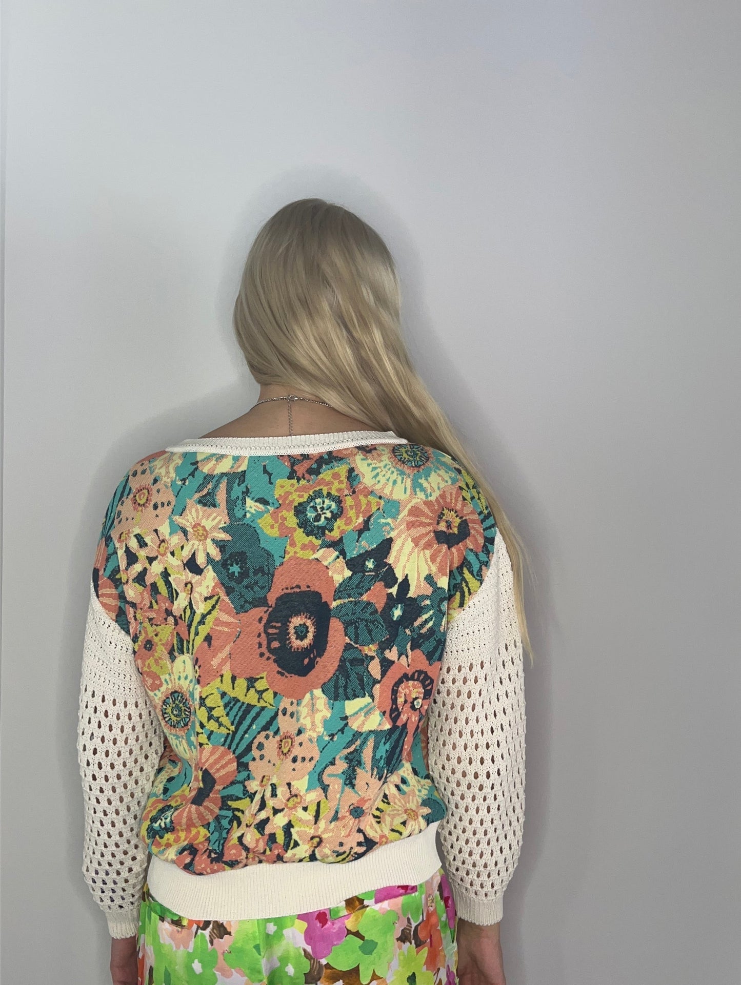 SEVENTIES FLORAL SWEATER