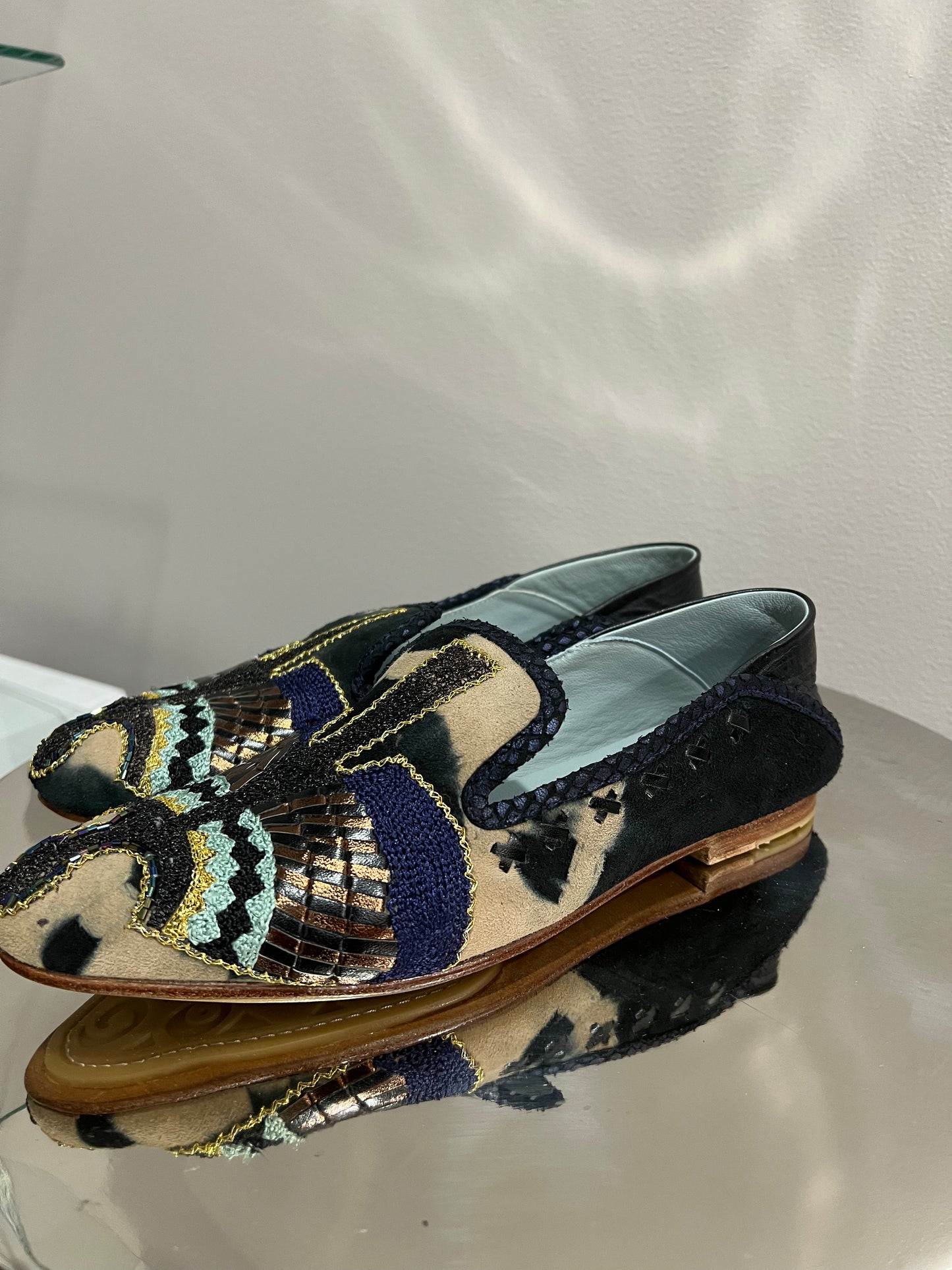 COLLAPSABLE BEADED MOCASSIN