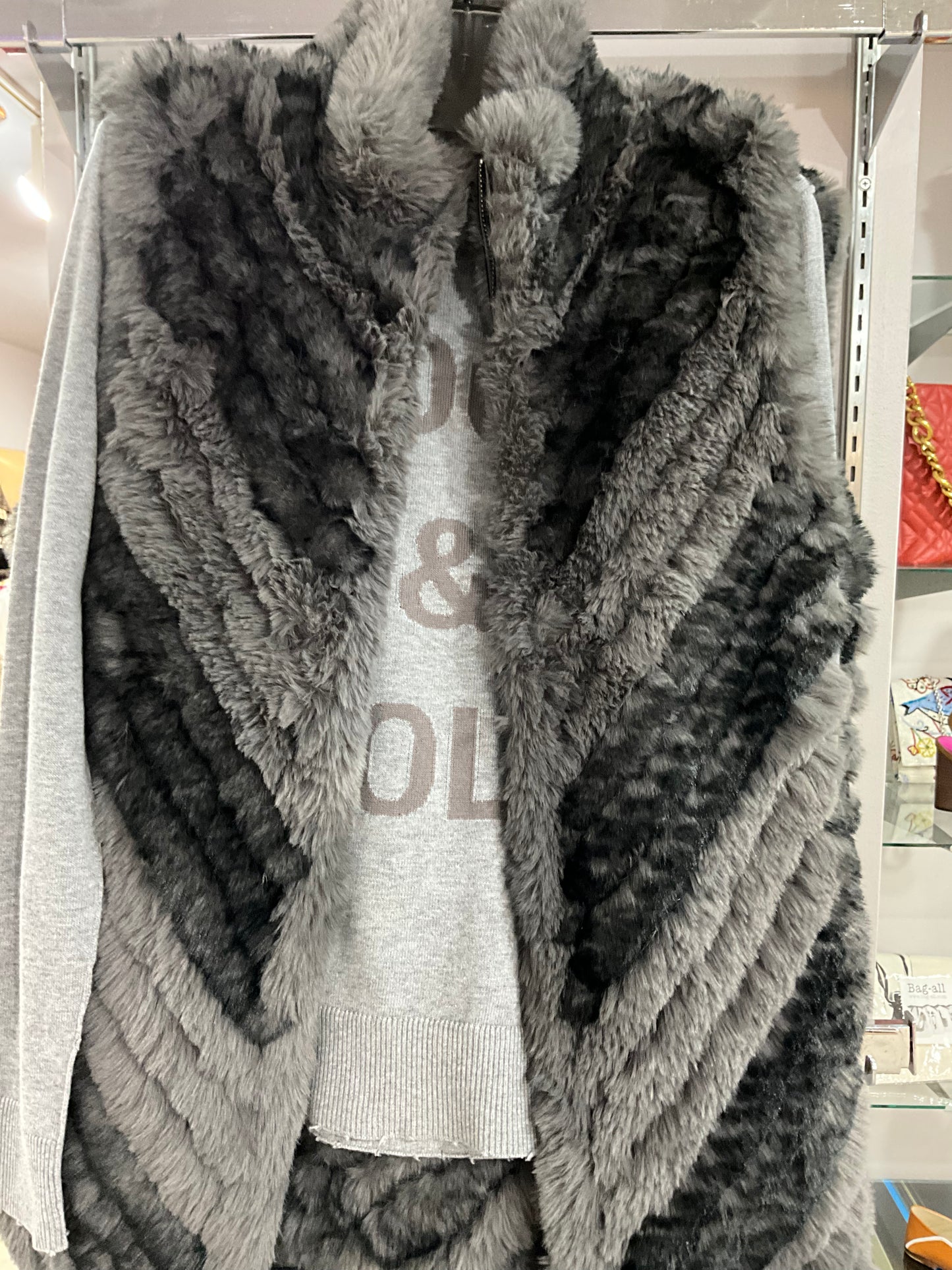 FAUX FUR PLUSH VEST