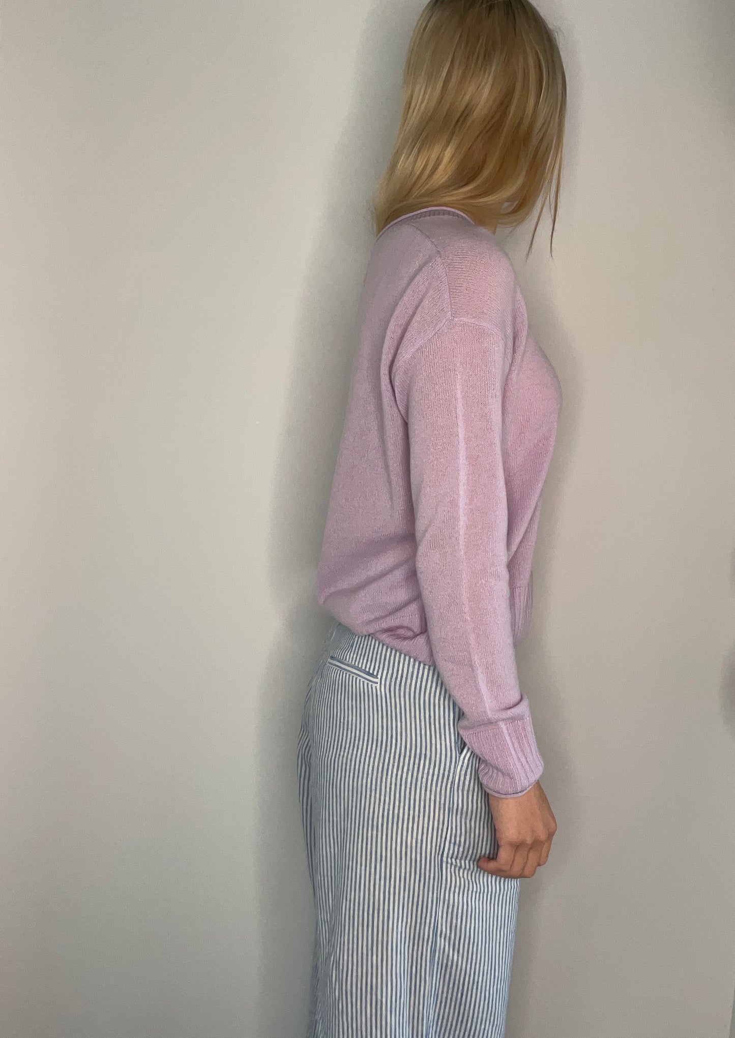 VNECK CASHMERE SWEATER
