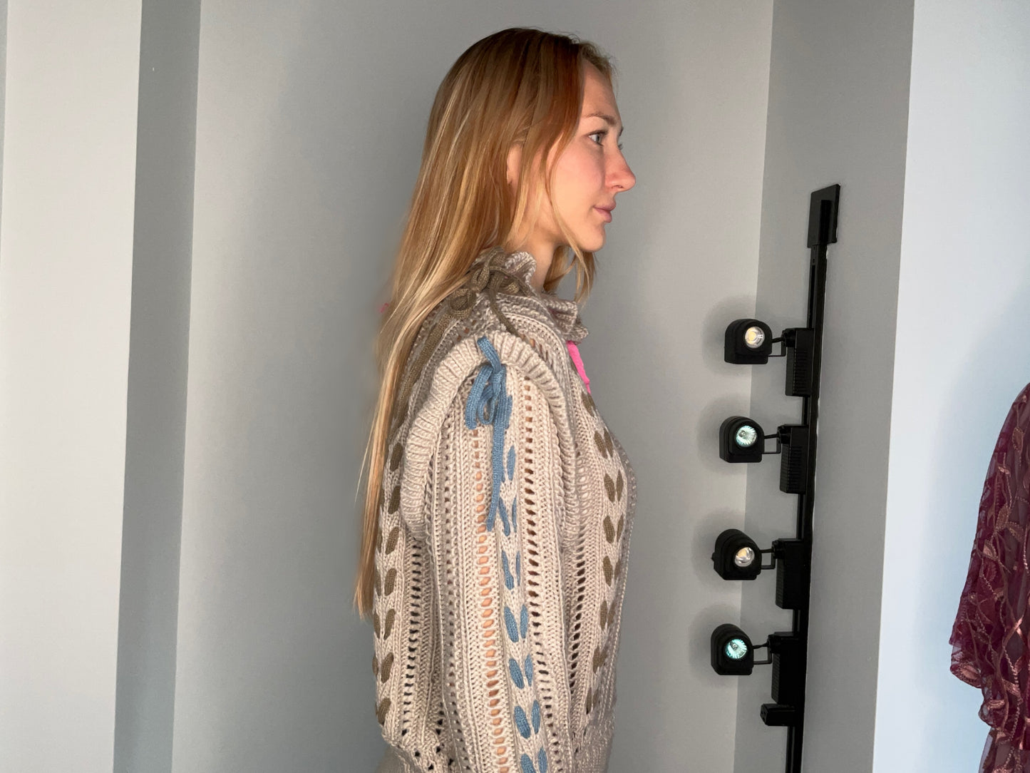 FALL IN LOVE SWEATER