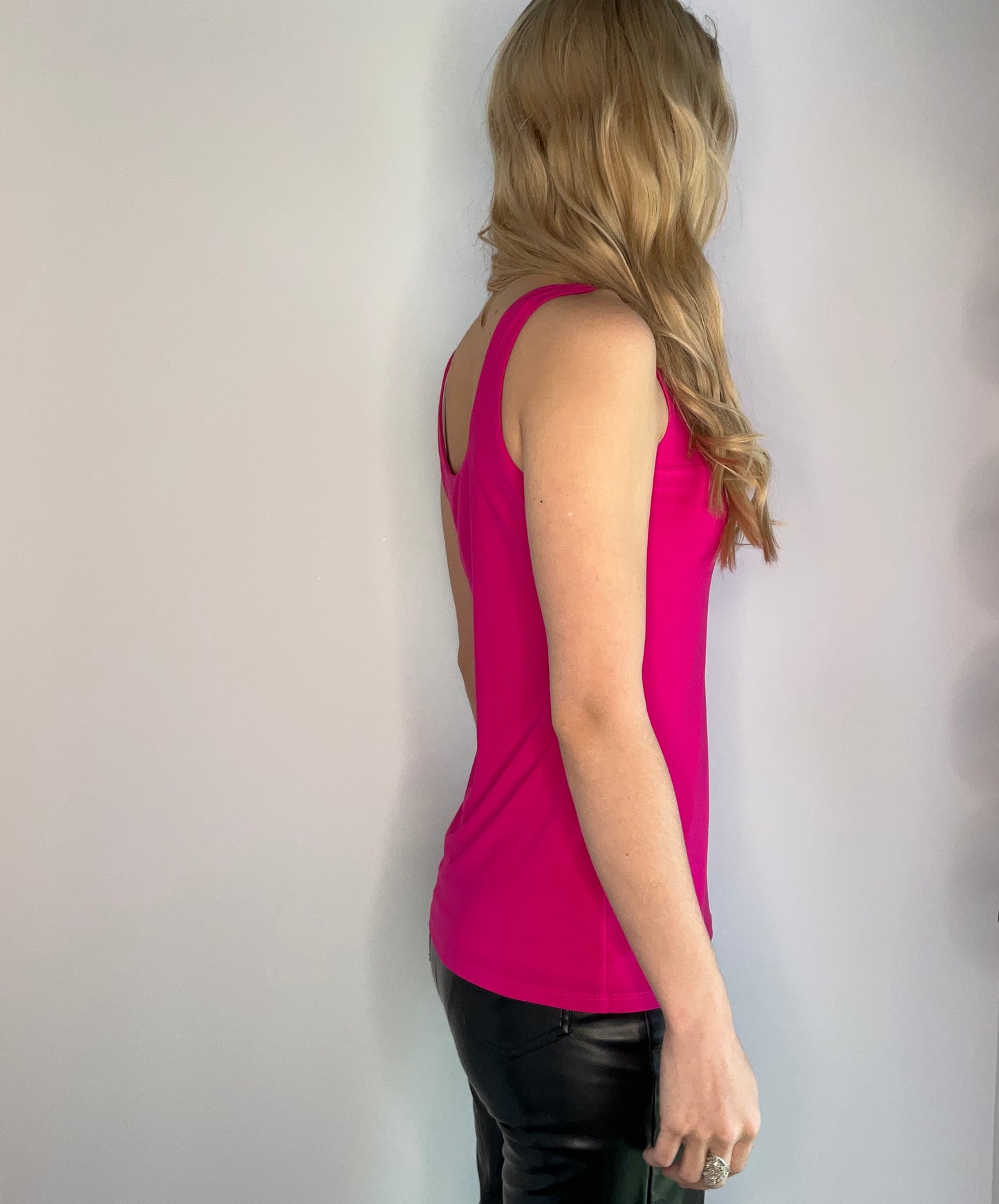 HOT PINK TANK