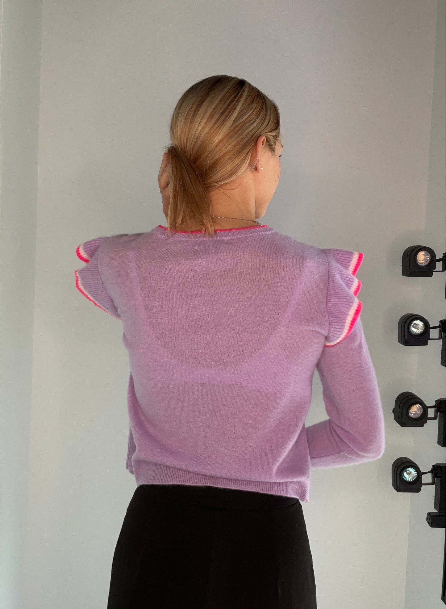 CASHMERE FRILL SWEATER
