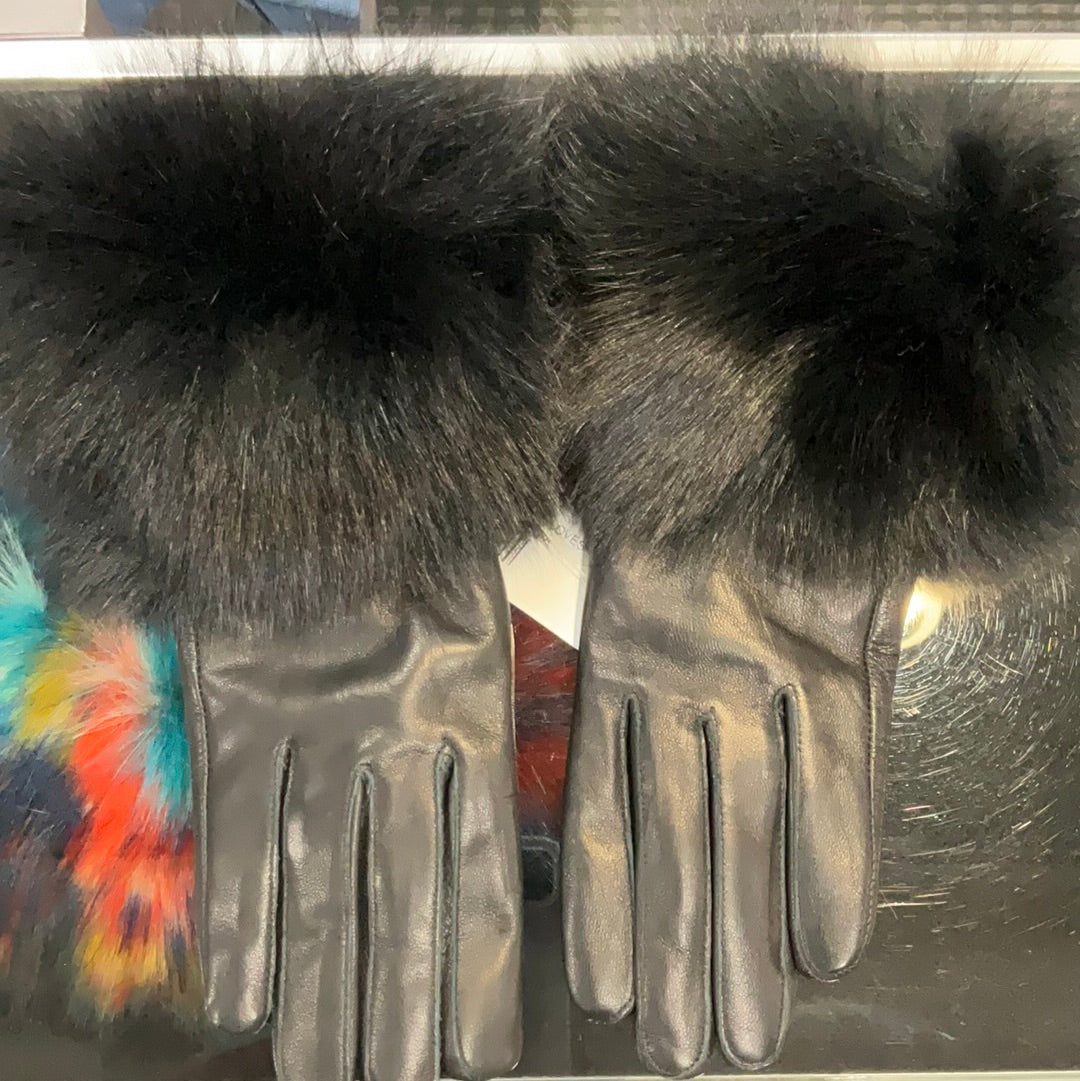A LEATHER FUR TRIM GLOVES
