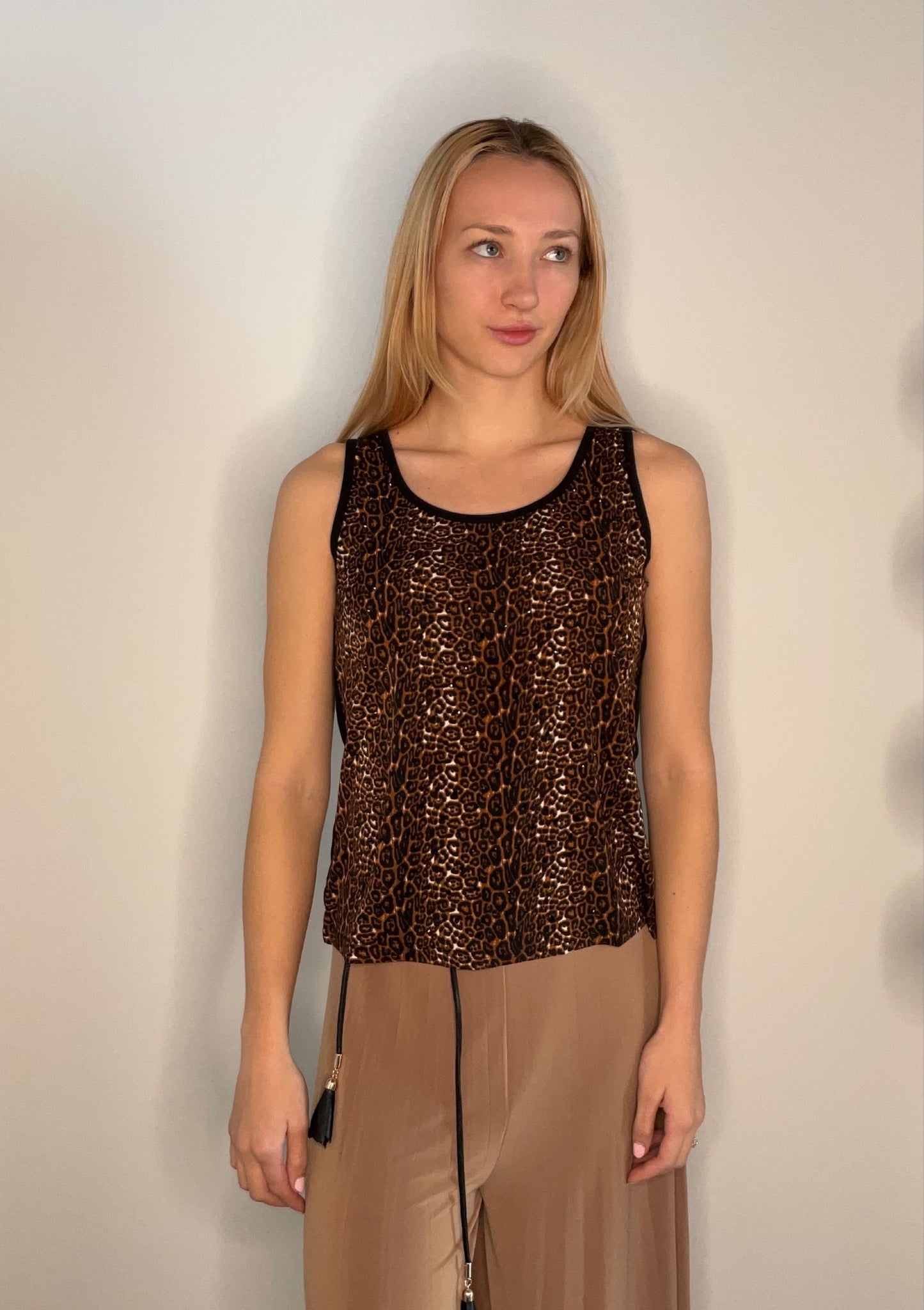 DIANA TOP