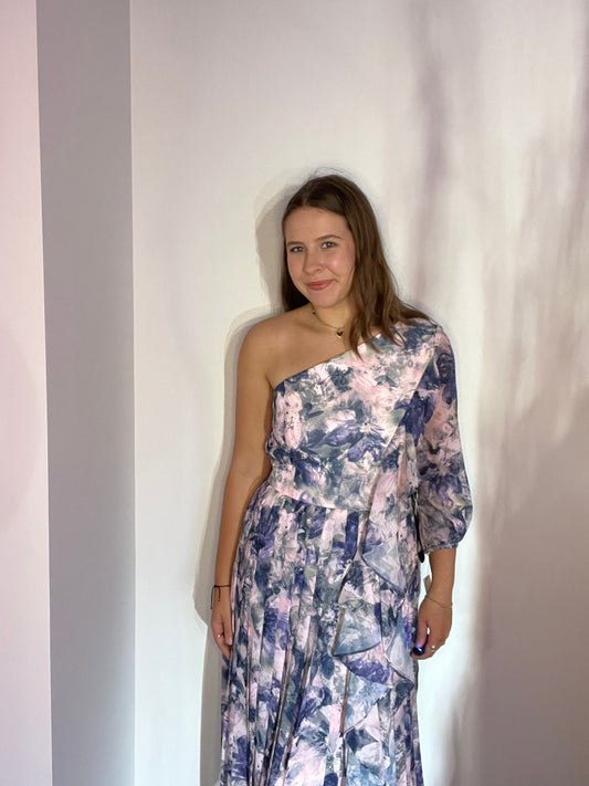 LAVENDER ONE SHOULDER FLORAL DRESS