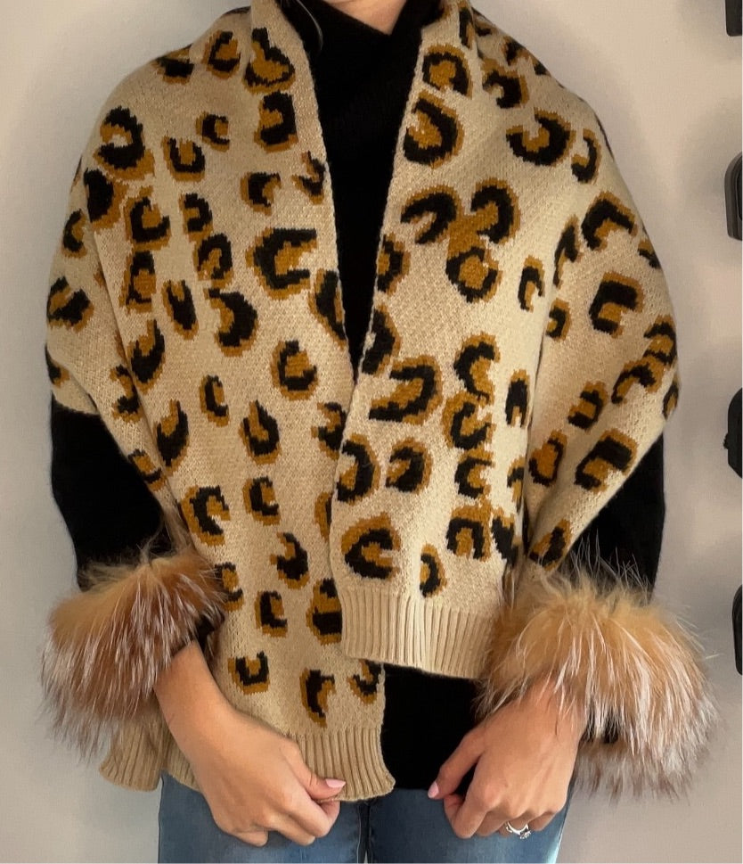 LEOPARD SCARF
