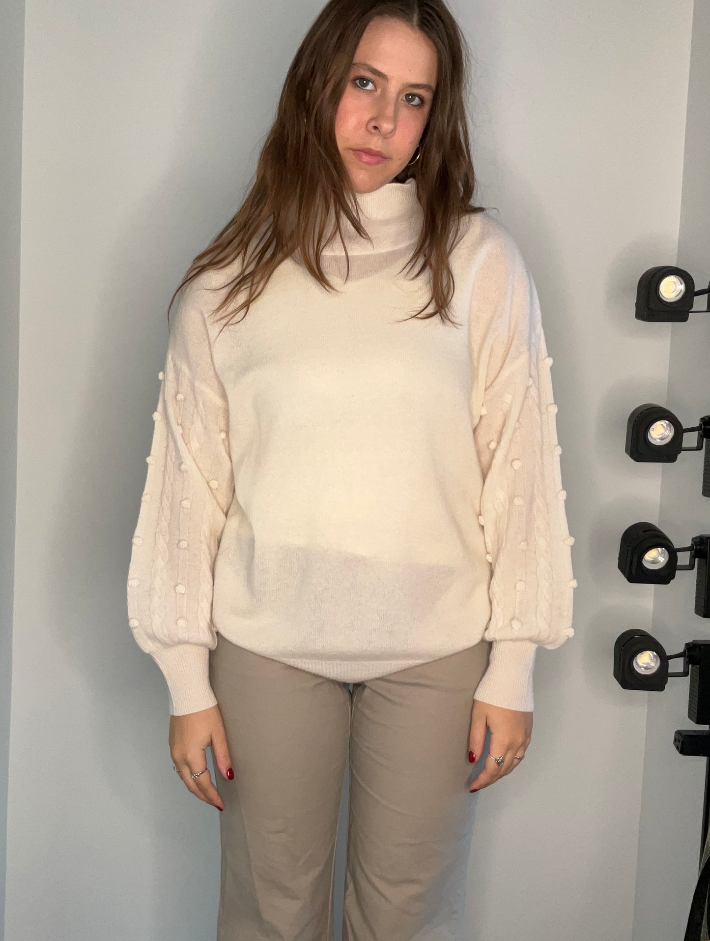 BUBBLE SLEEVE CASHMERE SWEATER