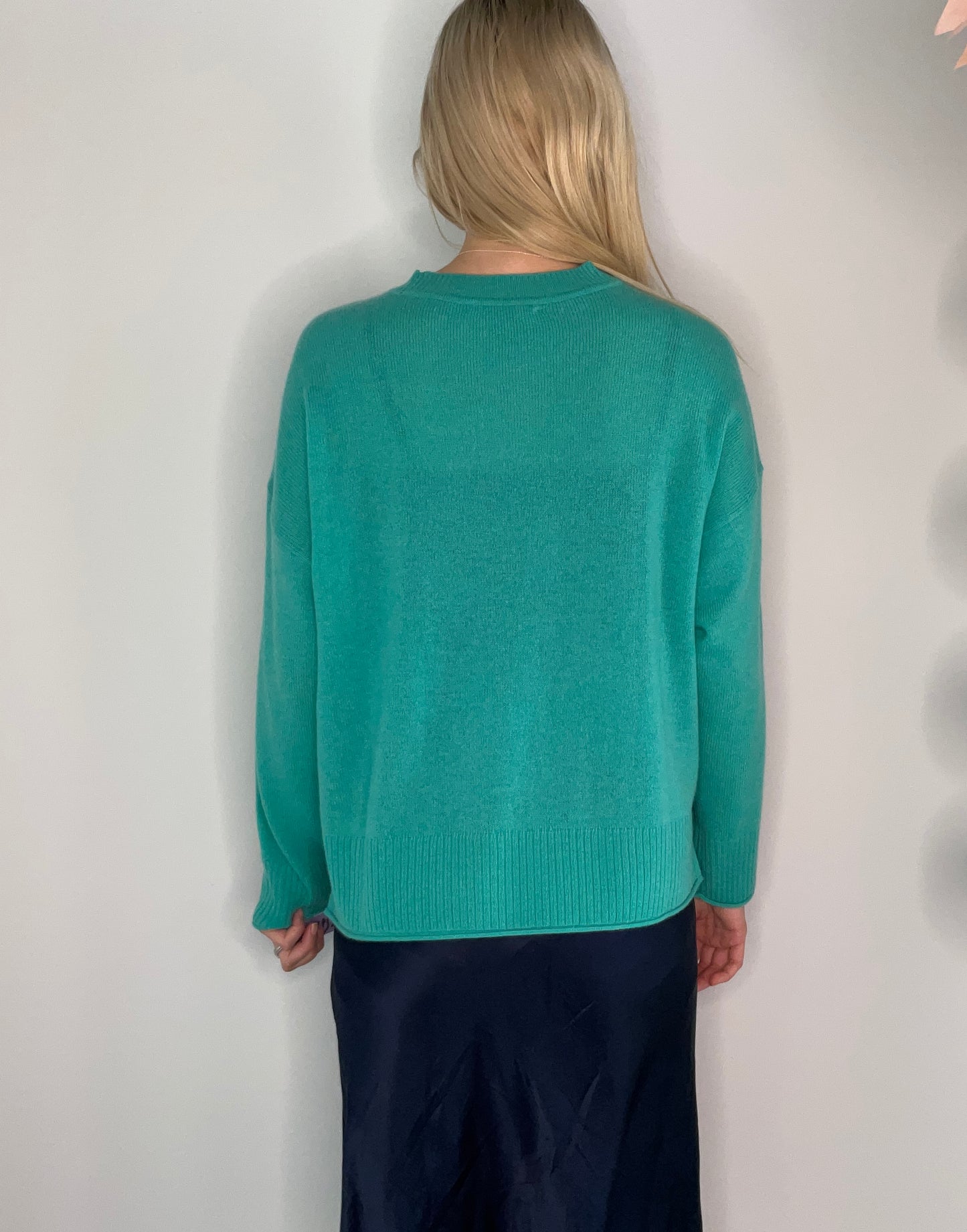 100% CASHMERE SEASHORE SWEATER