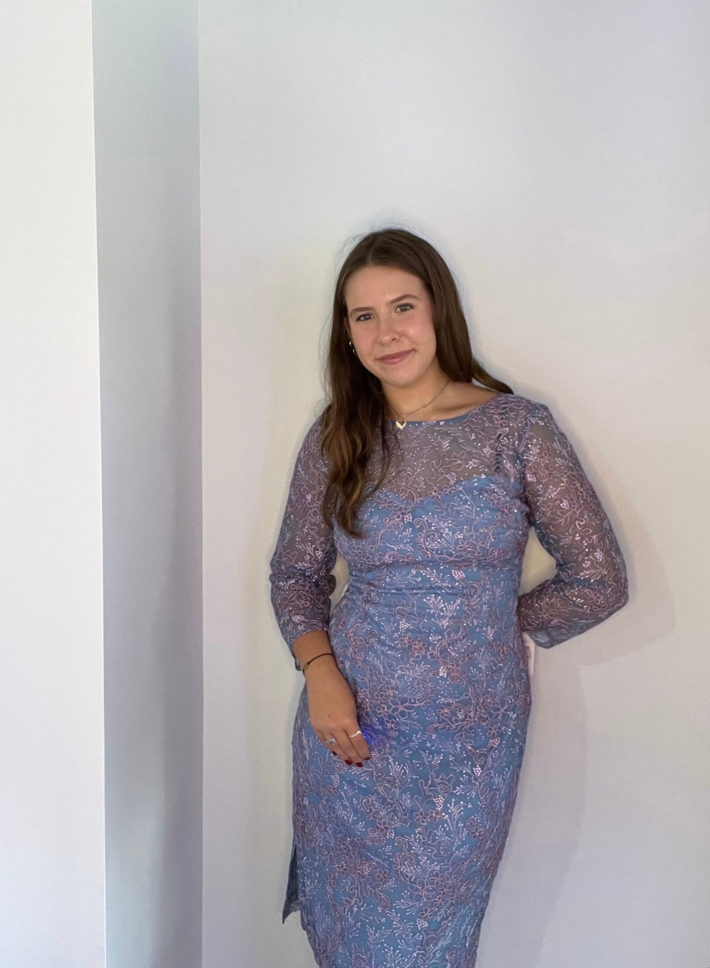 BLUE AND PINK THREAD SPARKLE DRESS