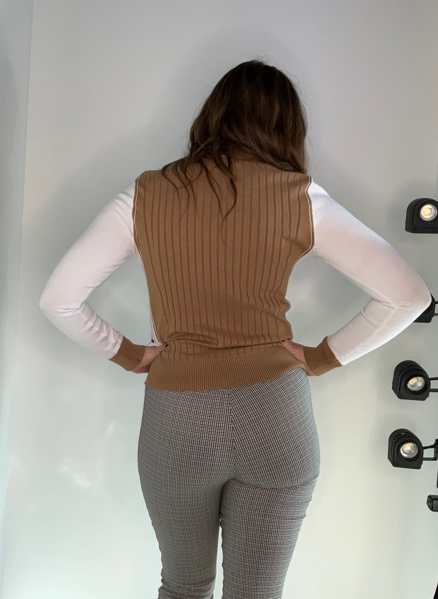 CAMEL COTTON SWEATER