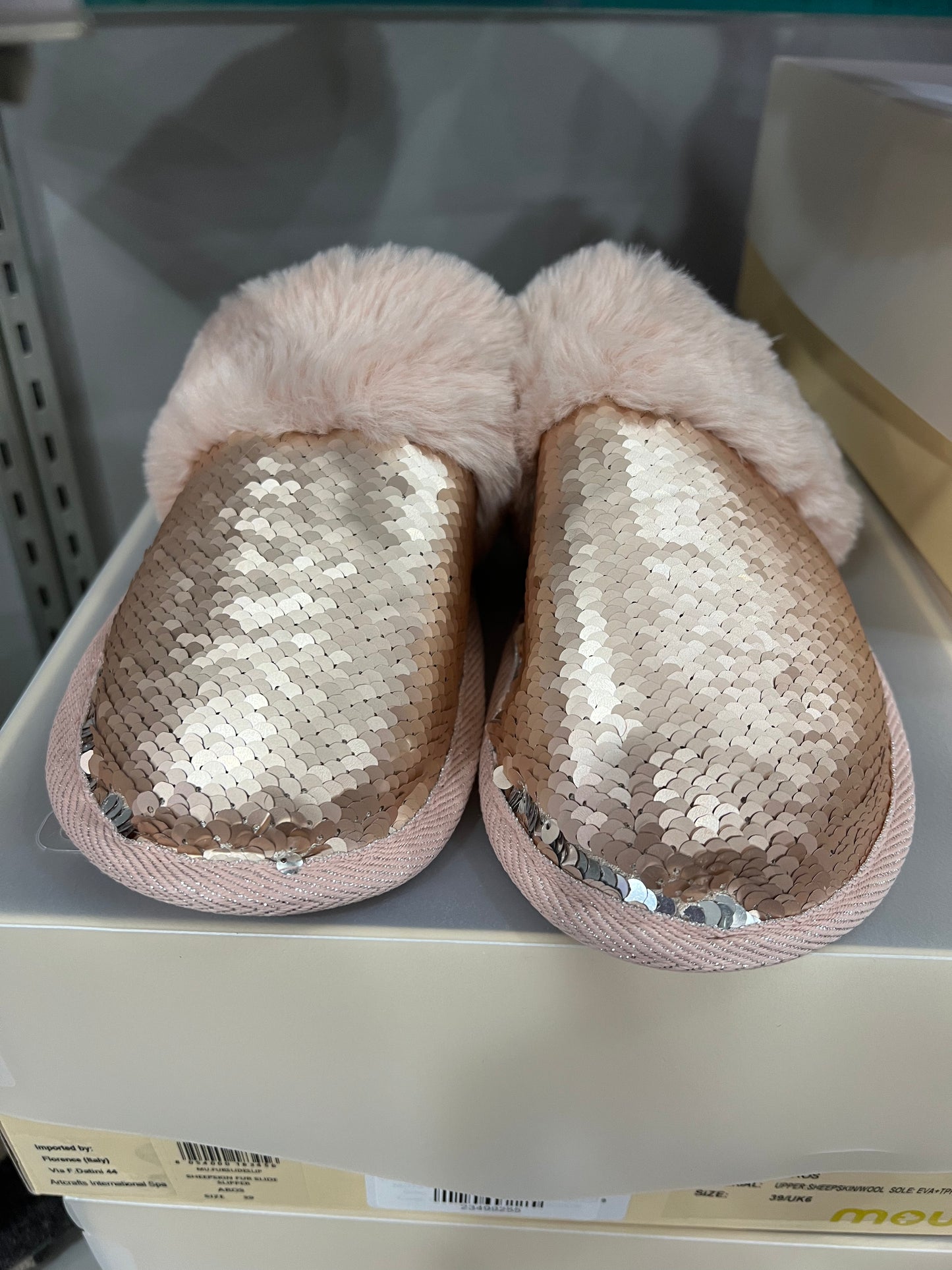 SHEEPSKIN FUR SLIPPER