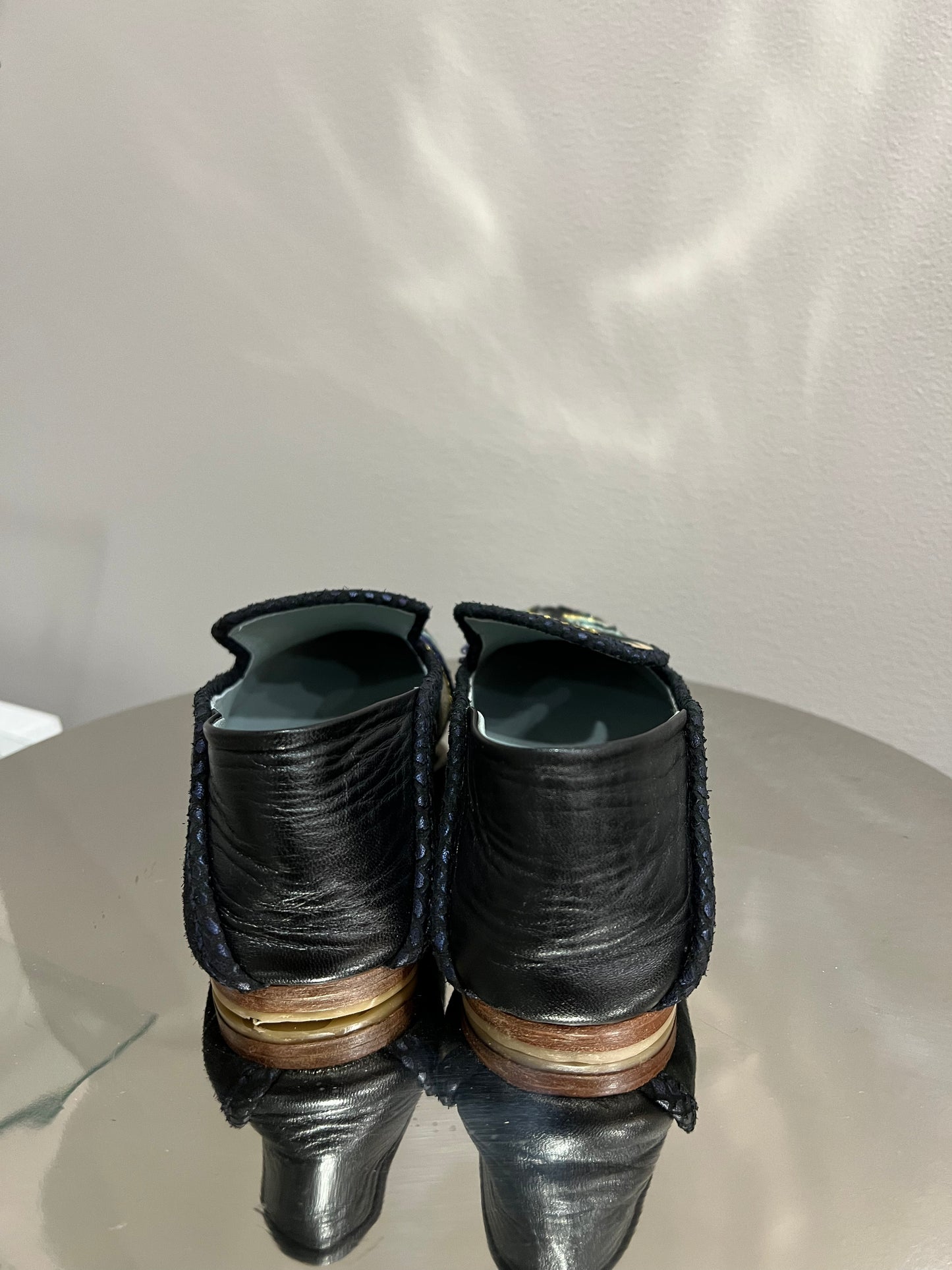 COLLAPSABLE BEADED MOCASSIN