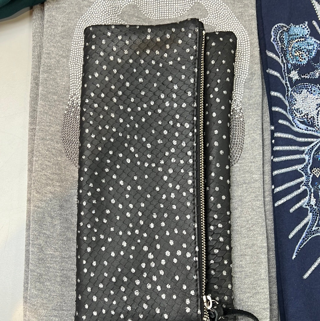 DOTTY CLUTCH