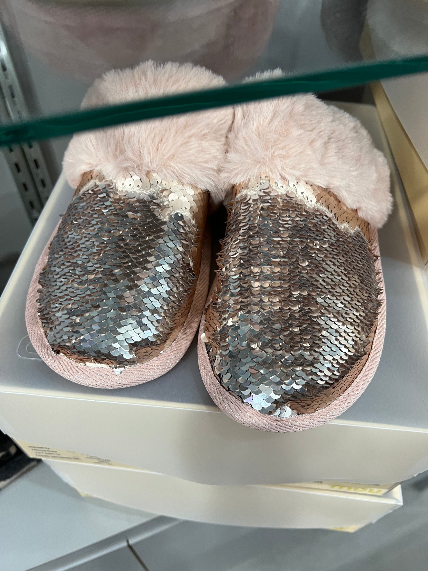 SHEEPSKIN FUR SLIPPER