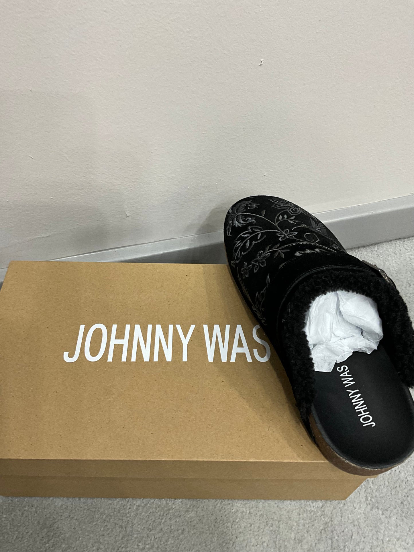 BLUMA SHERPA SLIP ON SHOE