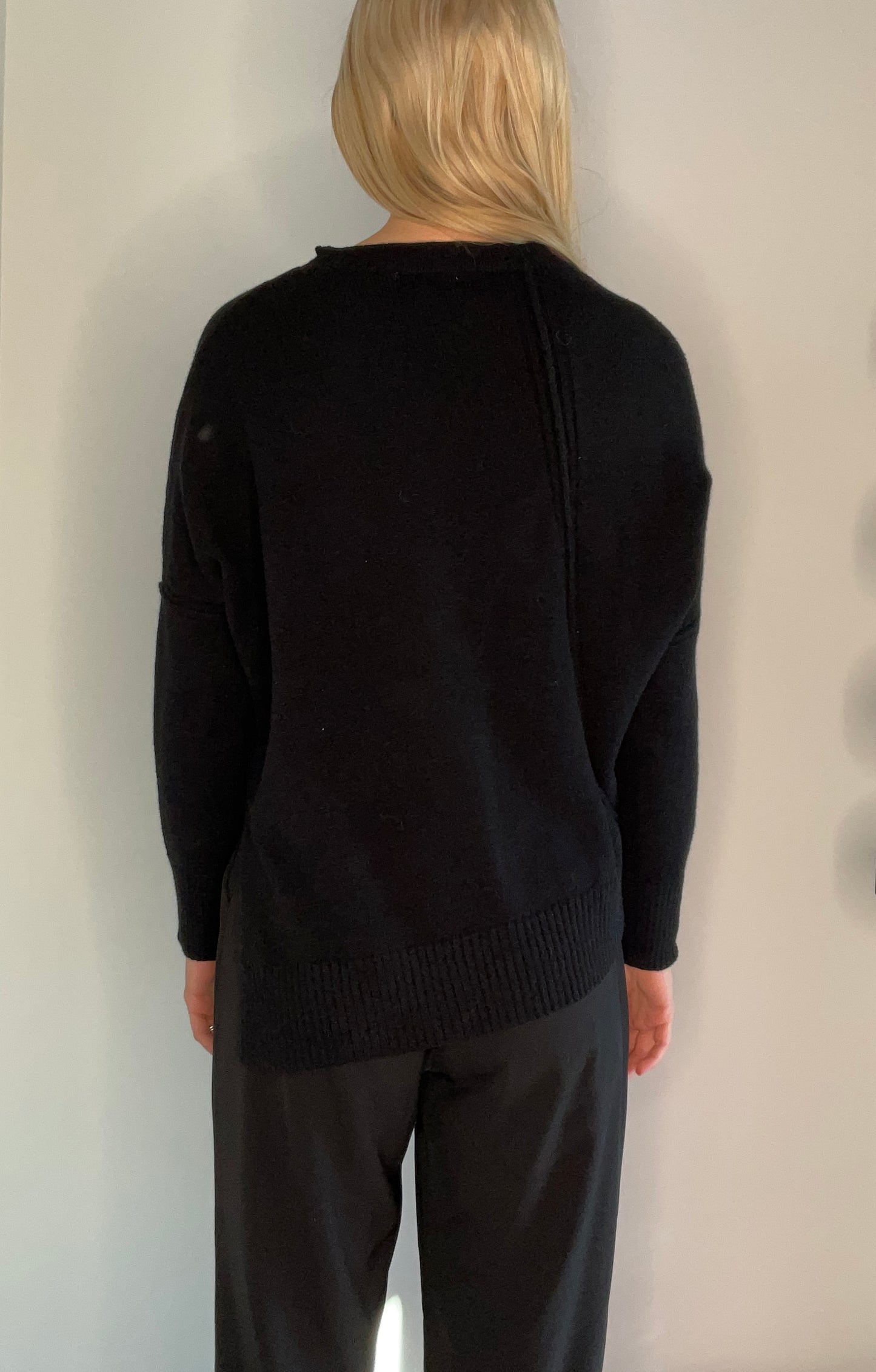 BLACK ASYMMETRICAL COZY SWEATER