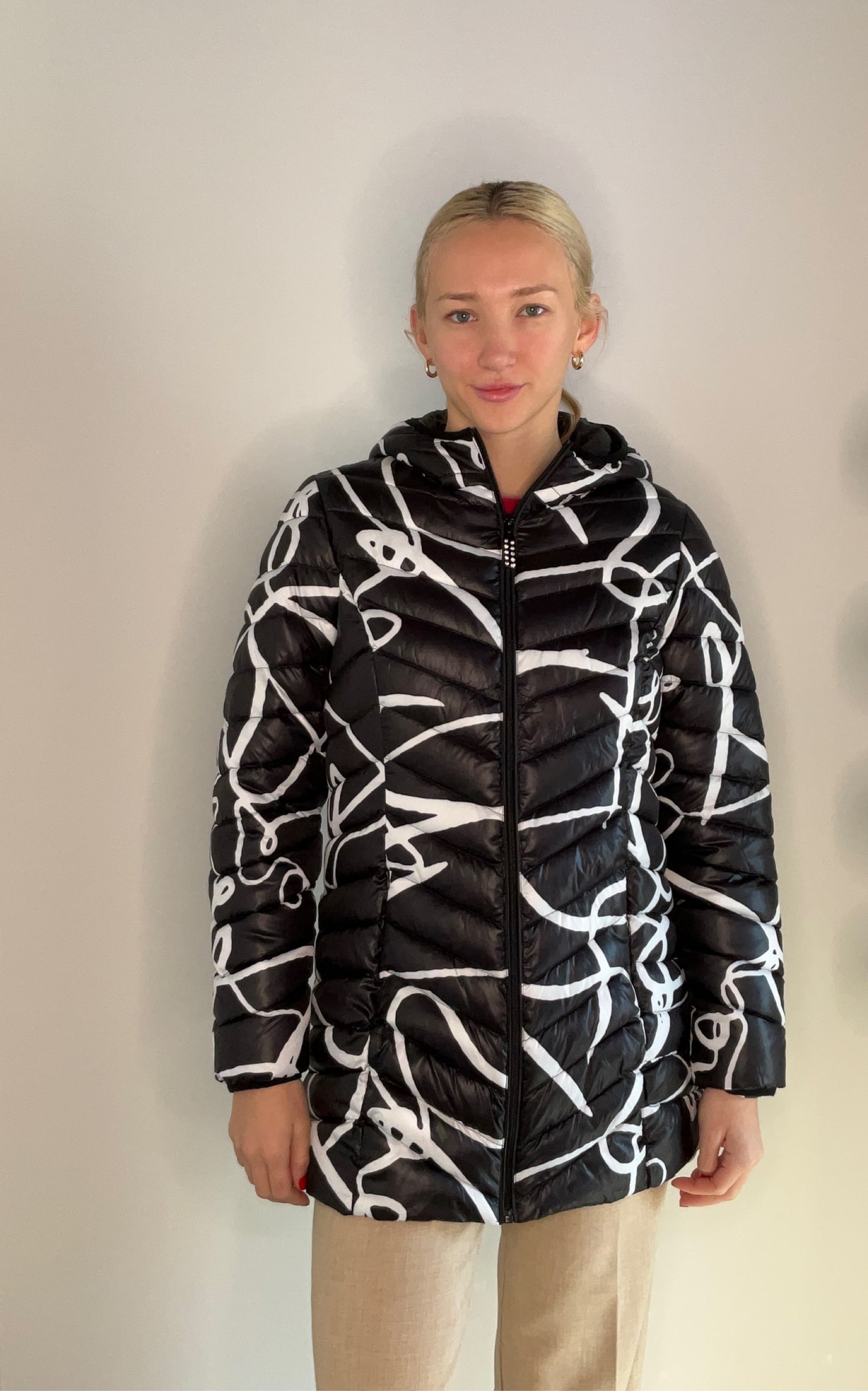 SCRIBBLE PUFFER COAT WITH CRYSTAL ZIPPER