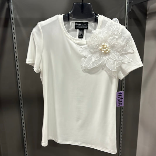 PARISIAN FLOWER AND PEARL TOP