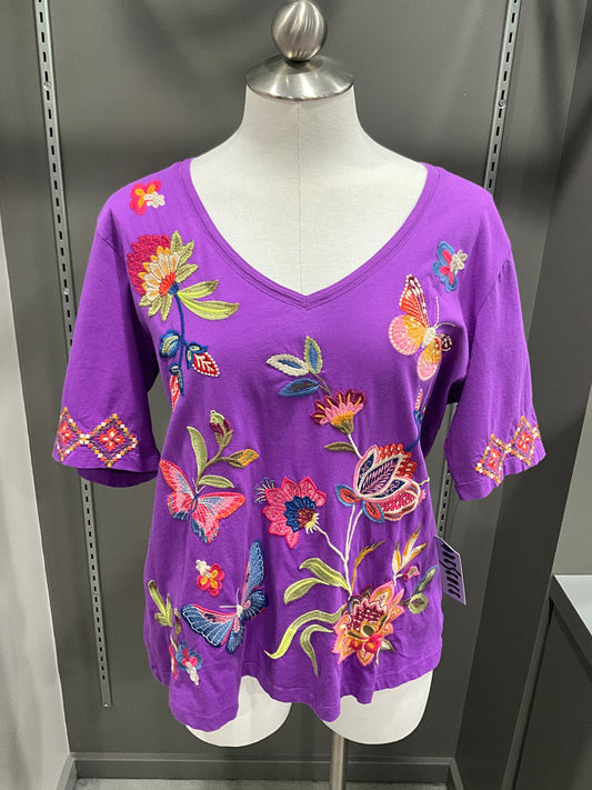 ROYAL VNECK EMBROIDERED TEE