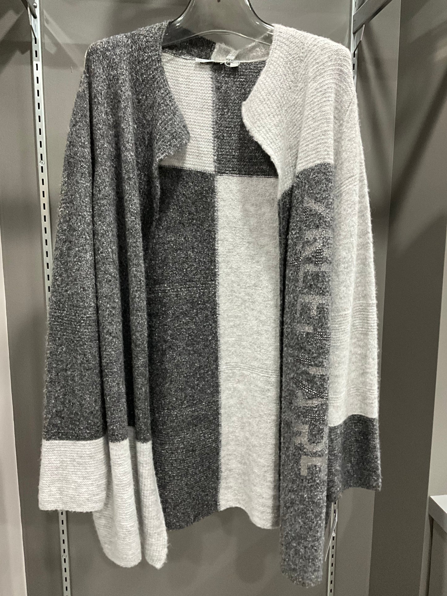 COLORBLOCKED FLYAWAY