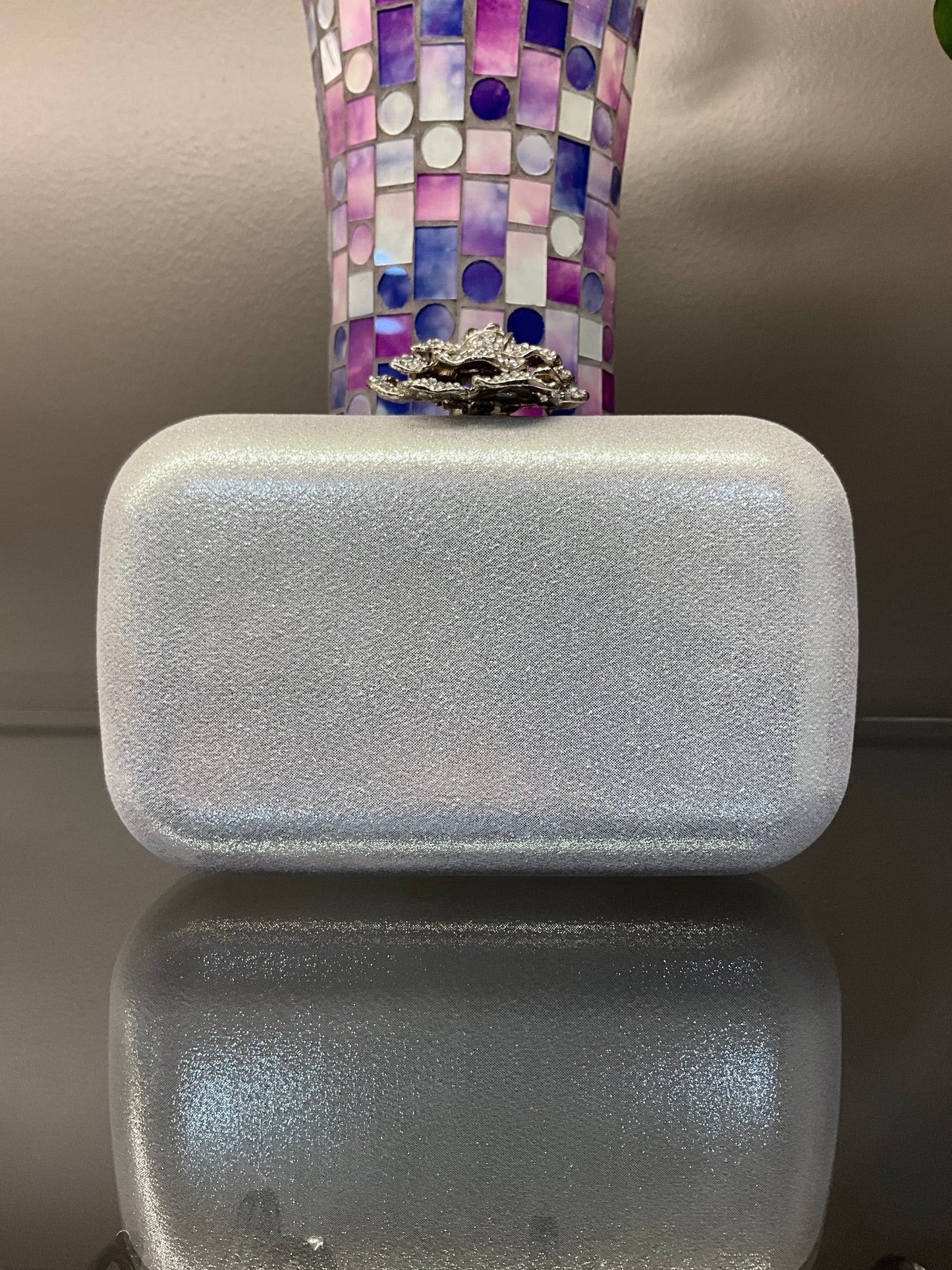 SPARKLE CLUTCH