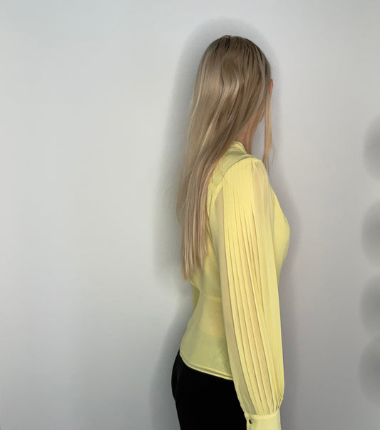 SUNNY MORNING PLEATED SLEEVE TOP