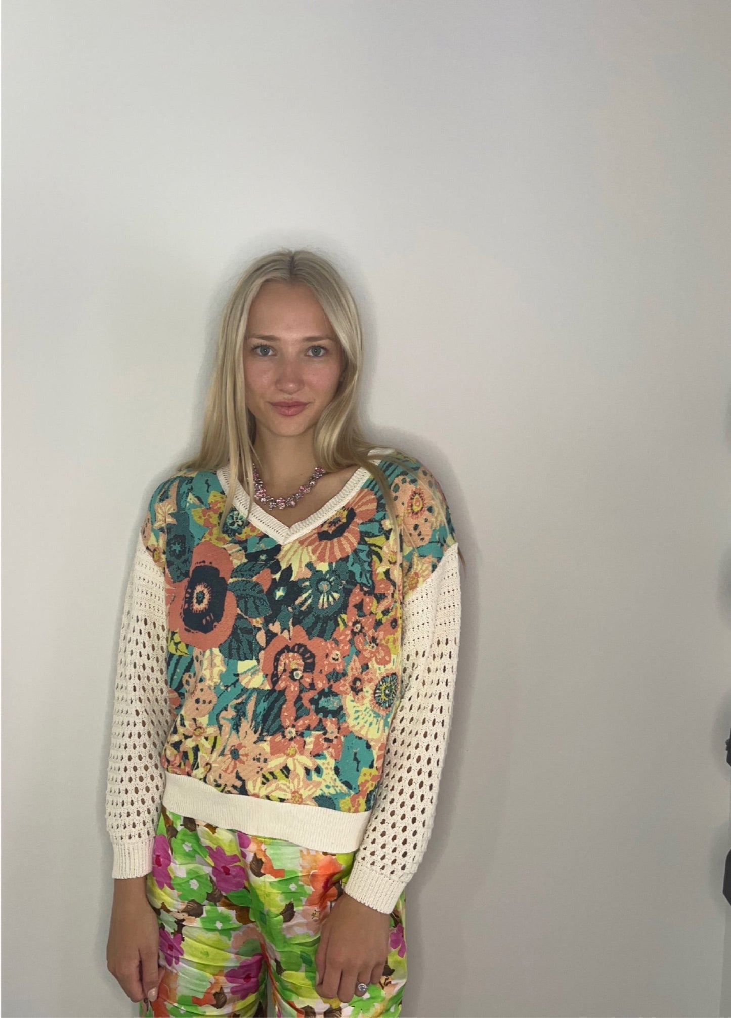 SEVENTIES FLORAL SWEATER