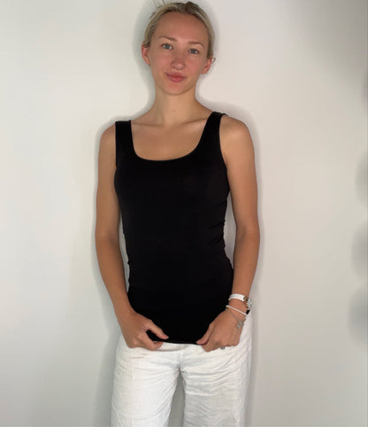 SPANDEX SCOOP NECK TANK