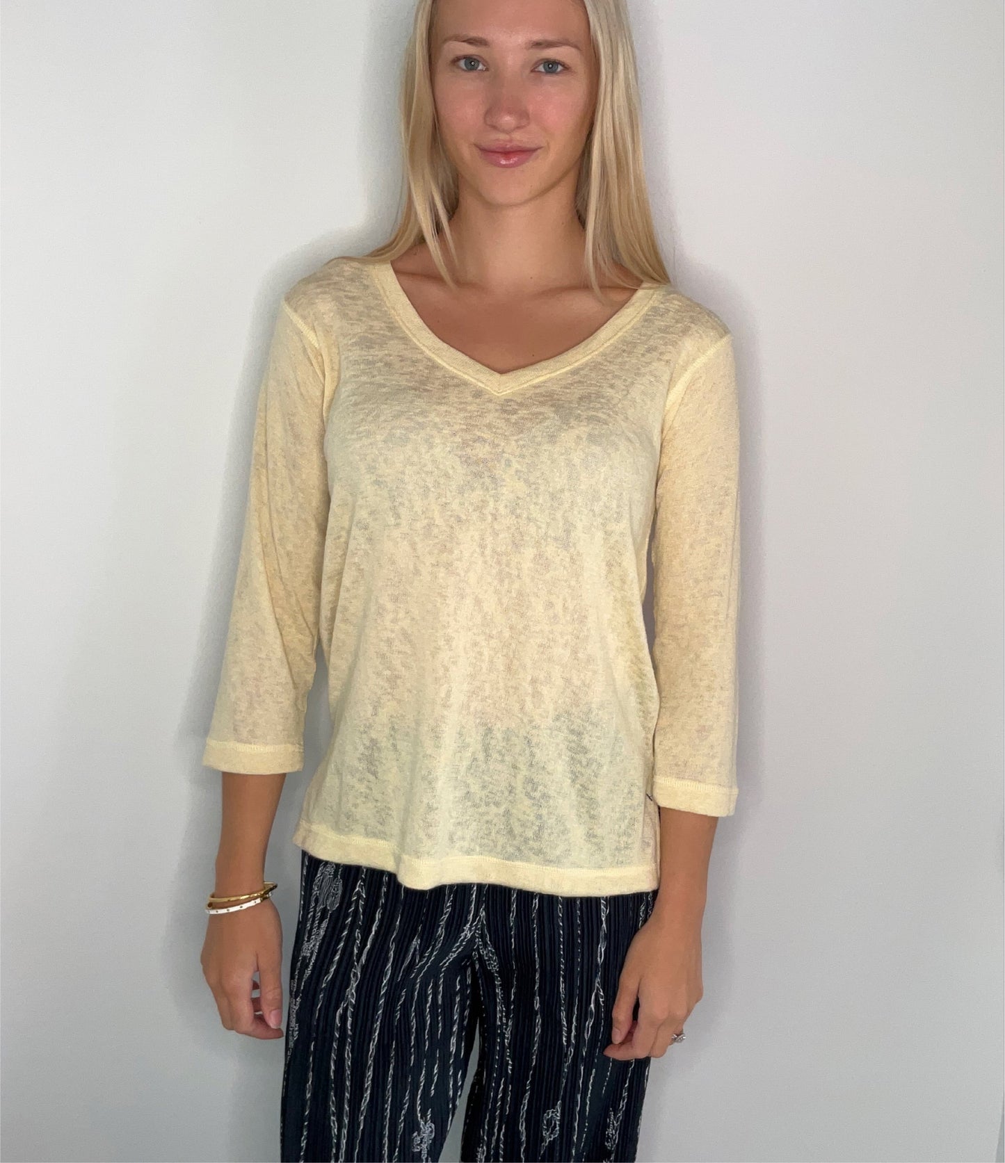 SLUB COTTON VNECK TOP