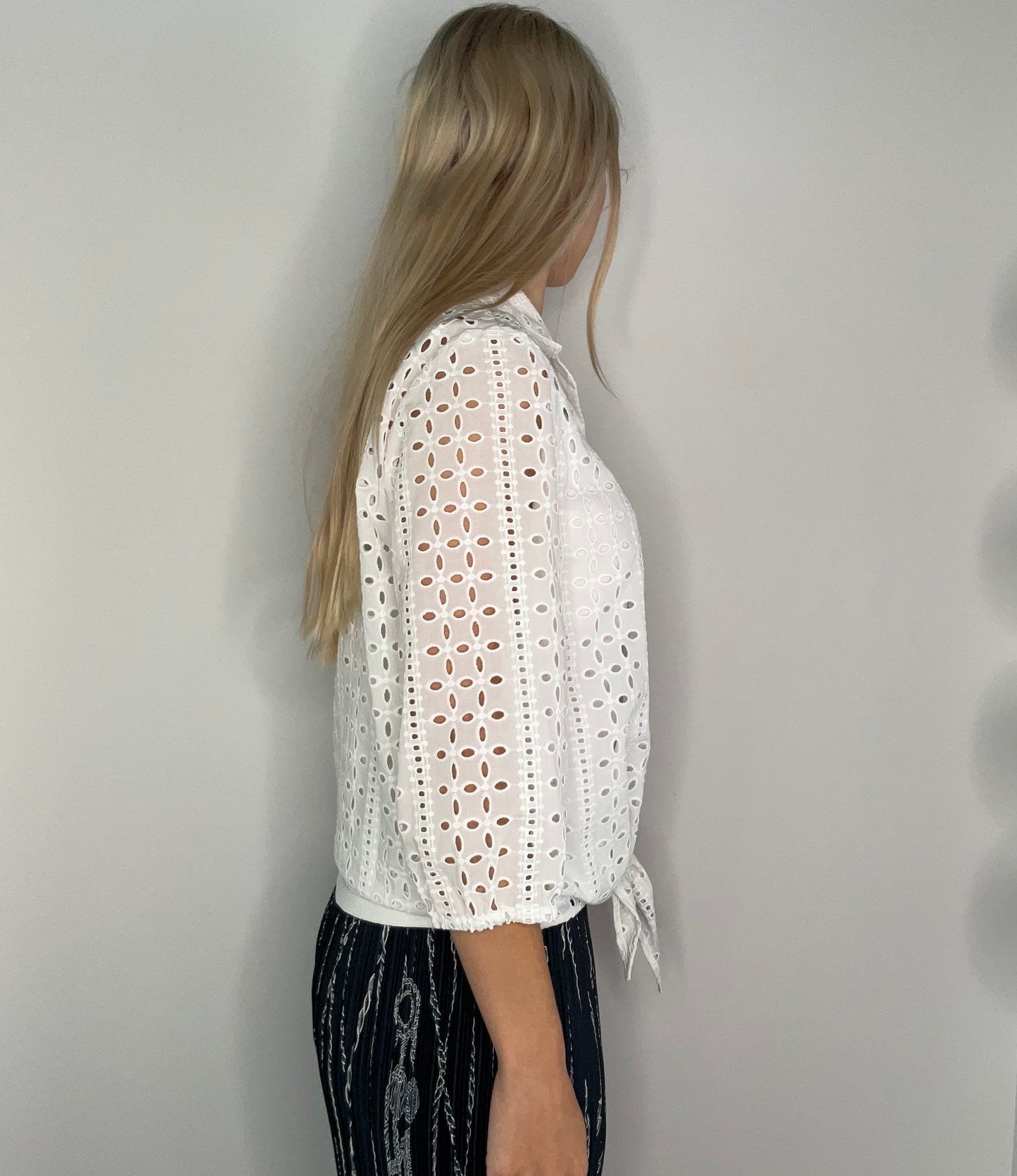 EYELET HEART BUTTON BLOUSE