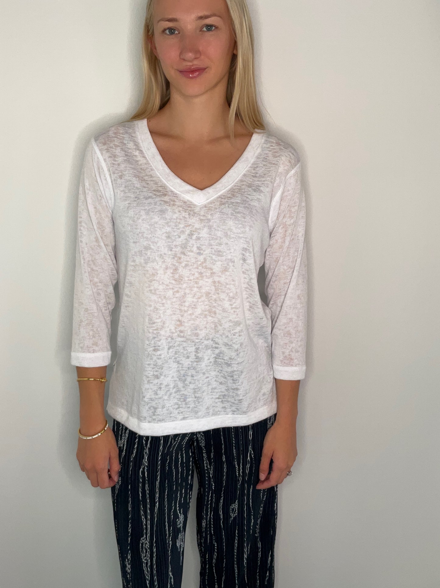 SLUB COTTON VNECK TOP