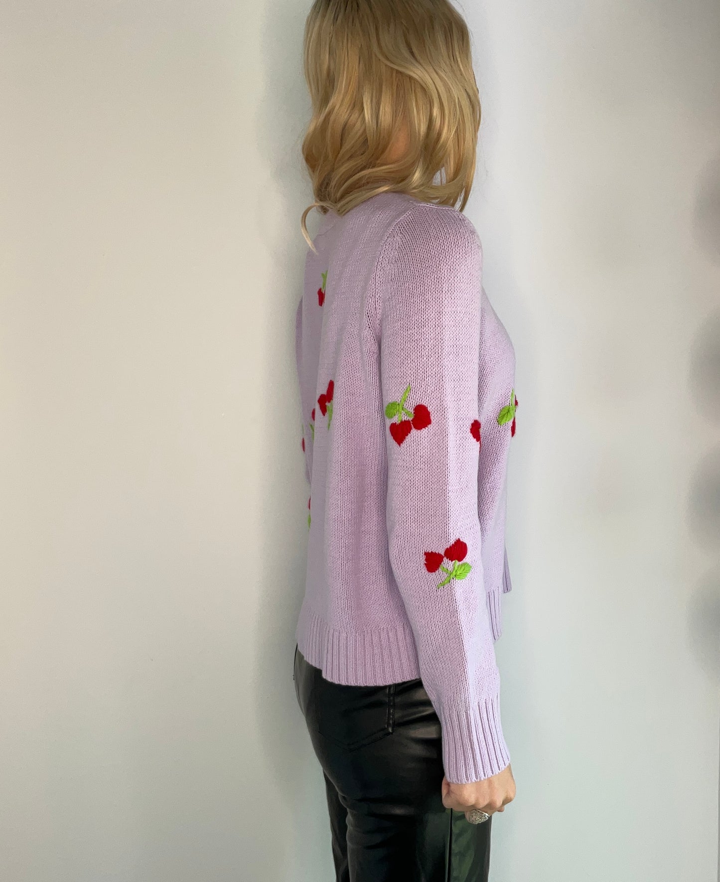 FRUITY SUMMER SWEATER