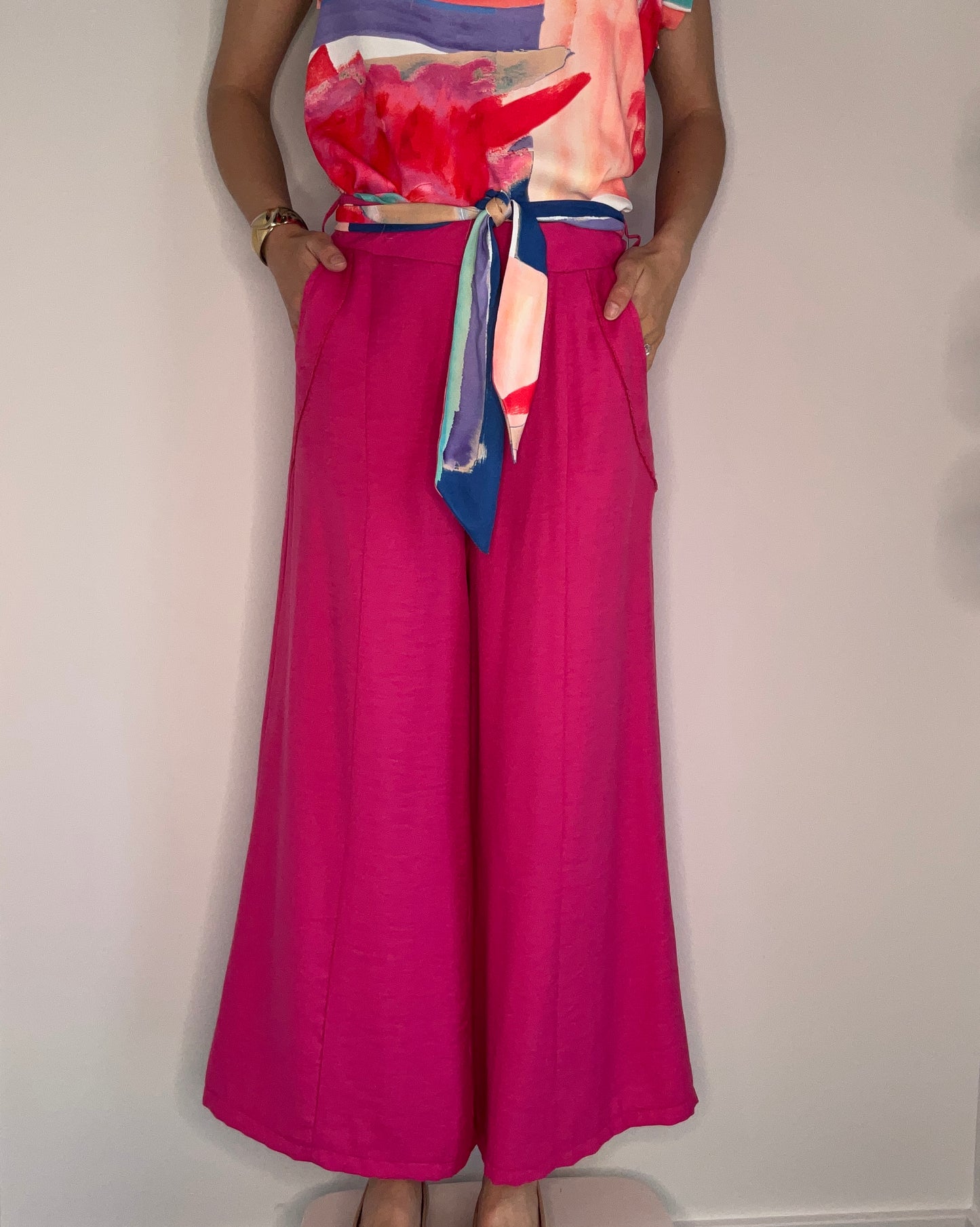 HOT PINK WOVEN BELTED PANT