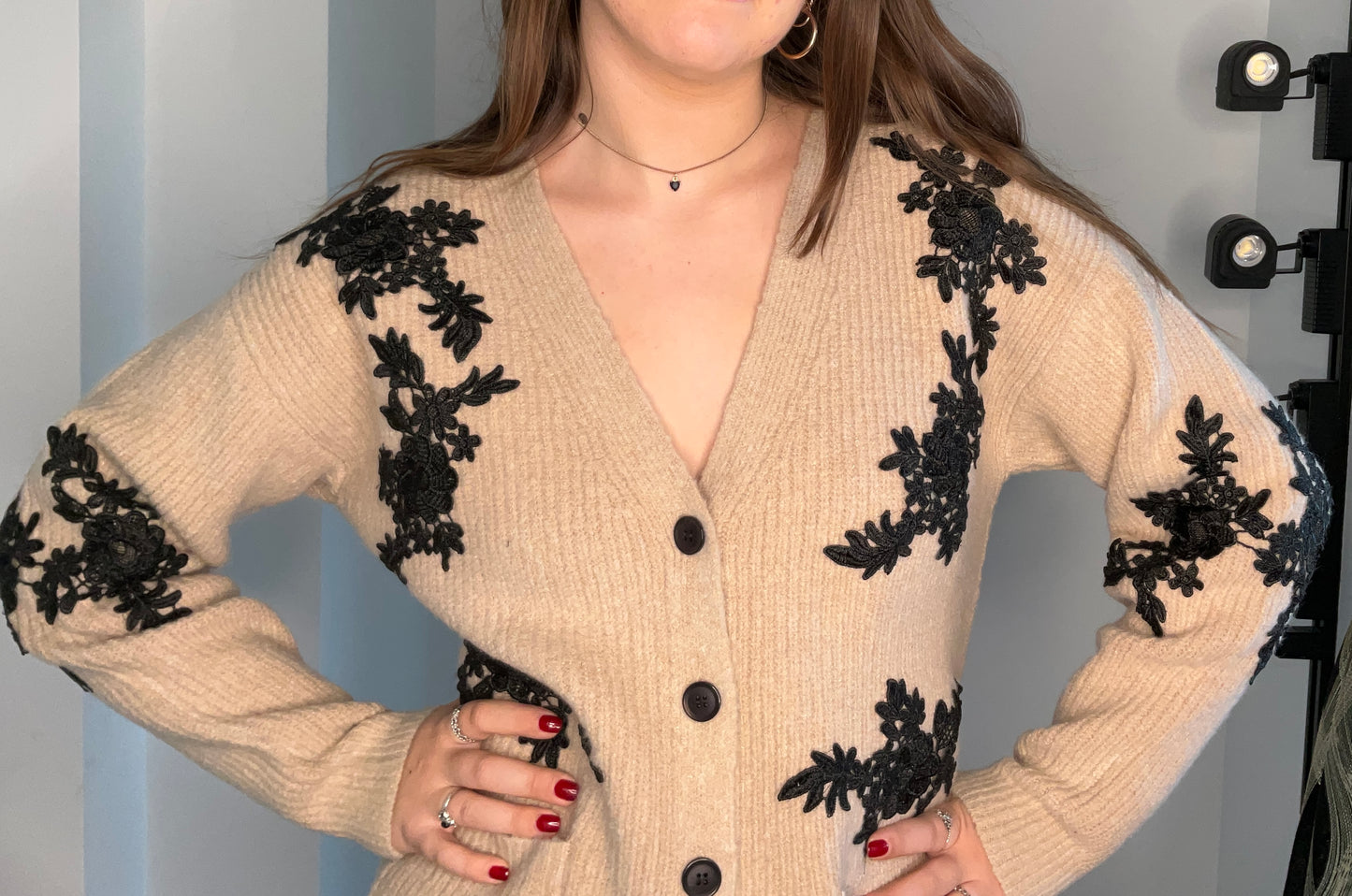 LACE APPLIQUE OATMEAL SWEATER