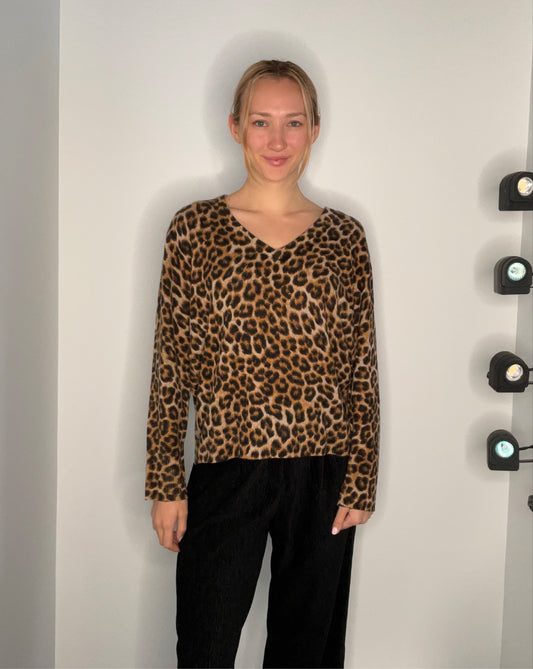 CASHMERE LEOPARD SWEATER