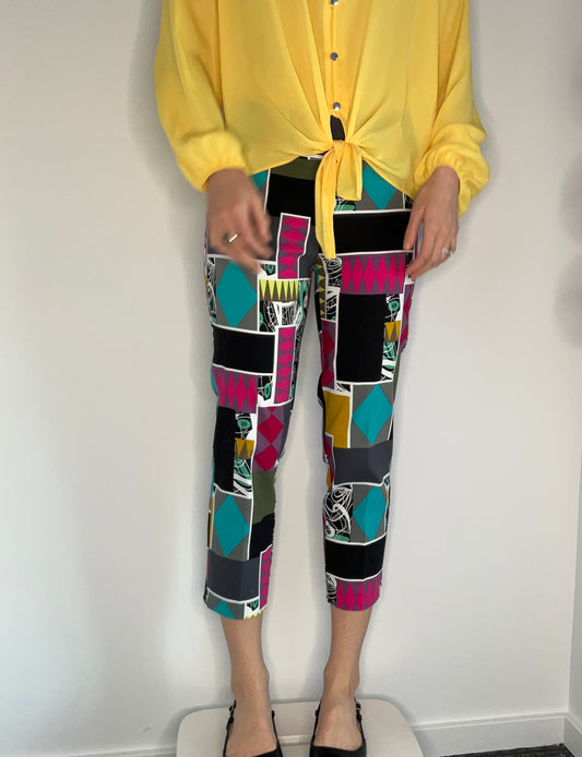 MULTI GEOMETRIC CAPRI PANT