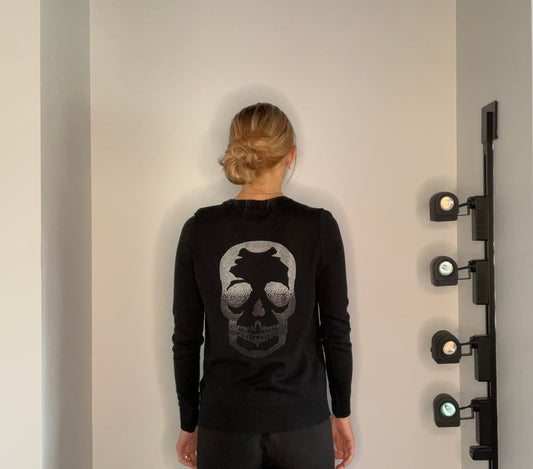 SKULL BACK SWEATER