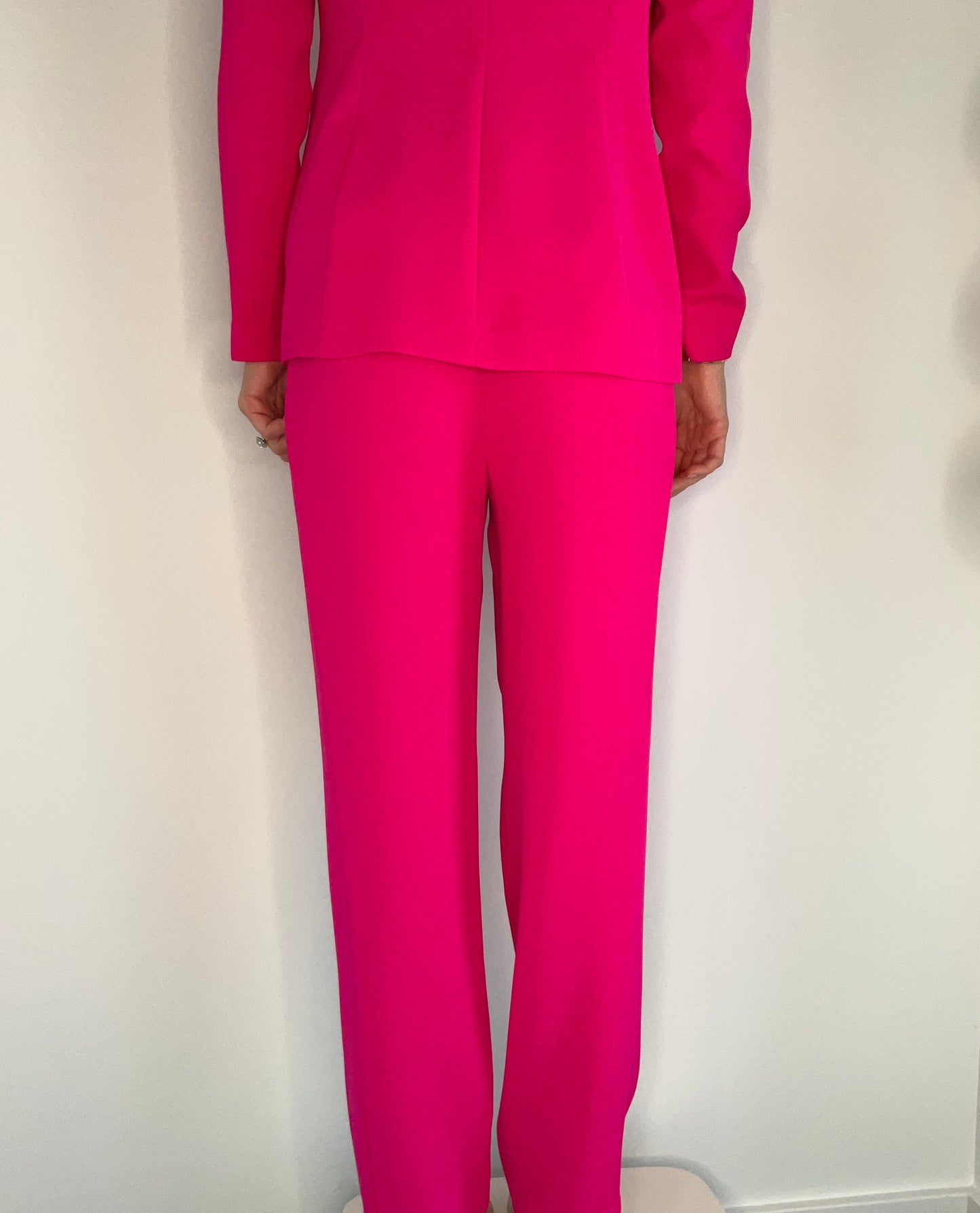 PLEATED HOT PINK SUITING PANT