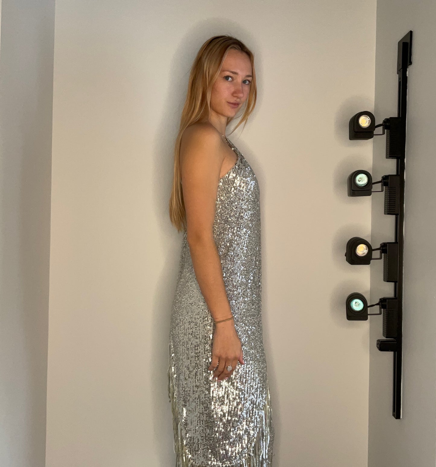 ONE SHOULDER SEQUIN DRESS