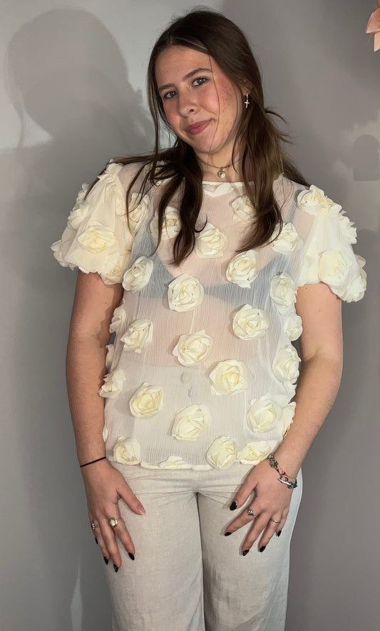 IVORY 3D FLOWER TOP